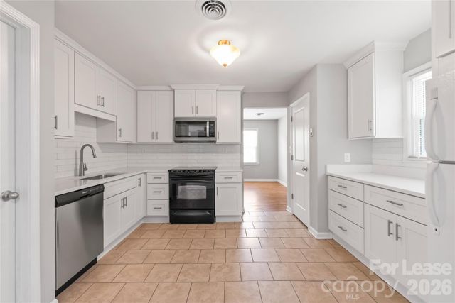 5054 Curtiswood Drive, Charlotte, NC 28213
