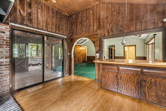 28 Beechwood Road, Hudson, NH 03051