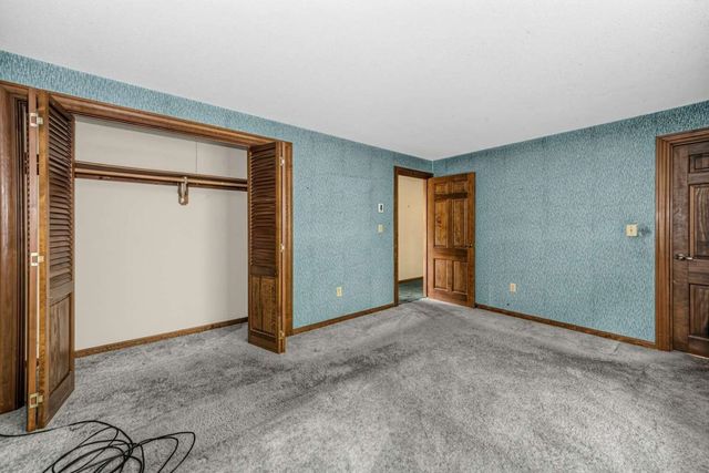 28 Beechwood Road, Hudson, NH 03051