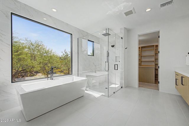 10875 E PROSPECT POINT Drive, Scottsdale, AZ 85262