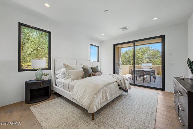 10875 E PROSPECT POINT Drive, Scottsdale, AZ 85262