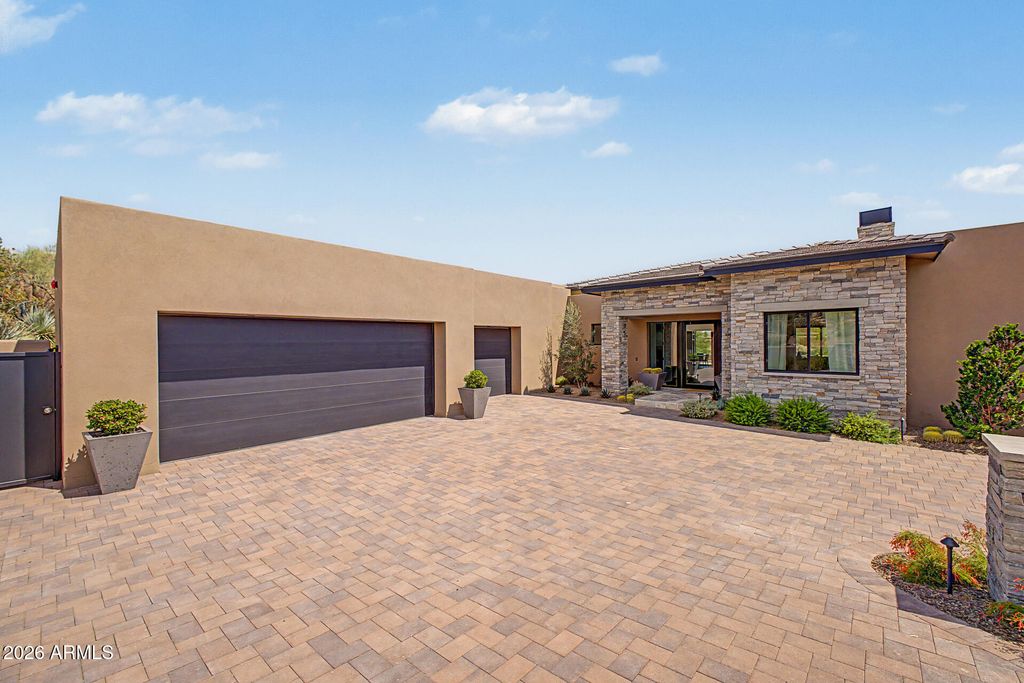 10875 E PROSPECT POINT Drive, Scottsdale, AZ 85262 — photo 4