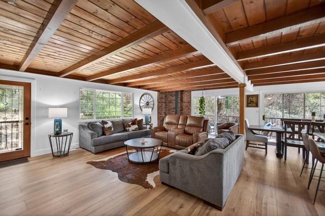 14428 Garden Bar Rd, Grass Valley, CA 95949