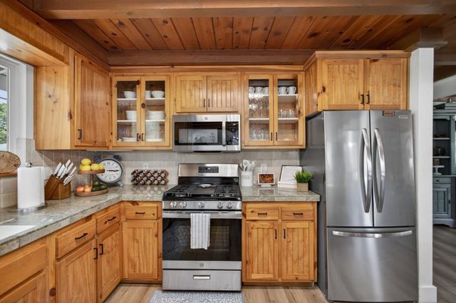 14428 Garden Bar Rd, Grass Valley, CA 95949