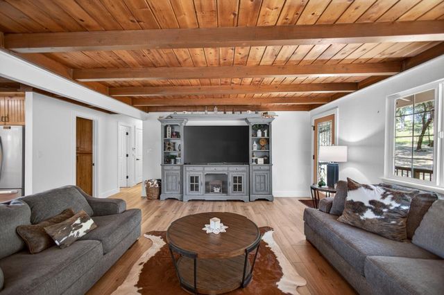 14428 Garden Bar Rd, Grass Valley, CA 95949