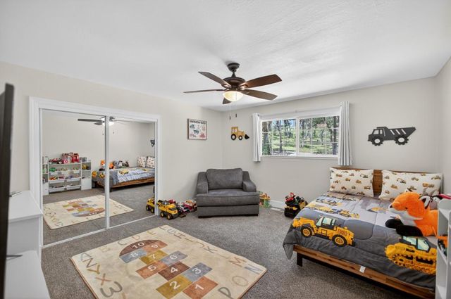 14428 Garden Bar Rd, Grass Valley, CA 95949