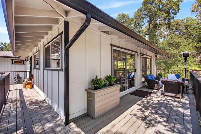 14428 Garden Bar Rd, Grass Valley, CA 95949
