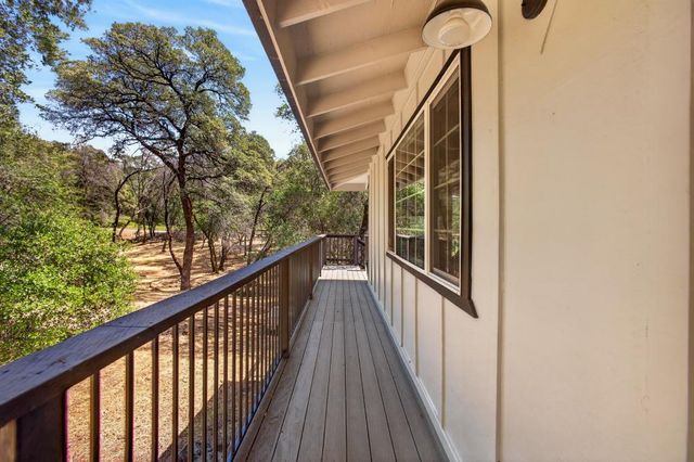 14428 Garden Bar Rd, Grass Valley, CA 95949