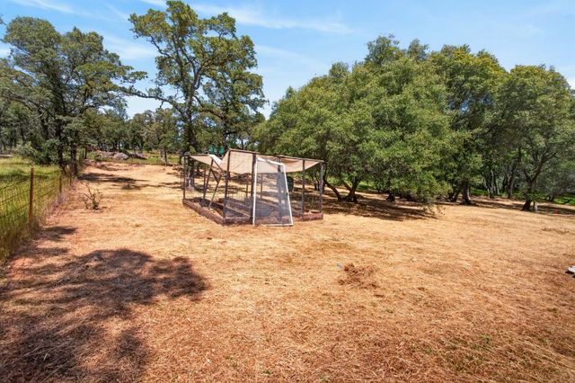 14428 Garden Bar Rd, Grass Valley, CA 95949