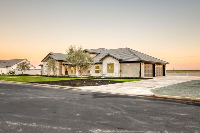 35242 Mustang Lane, Madera, CA 93636