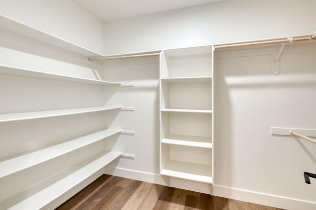 35242 Mustang Lane, Madera, CA 93636