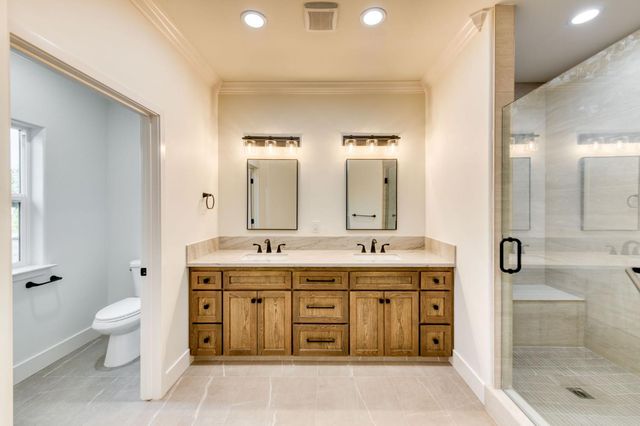 35242 Mustang Lane, Madera, CA 93636