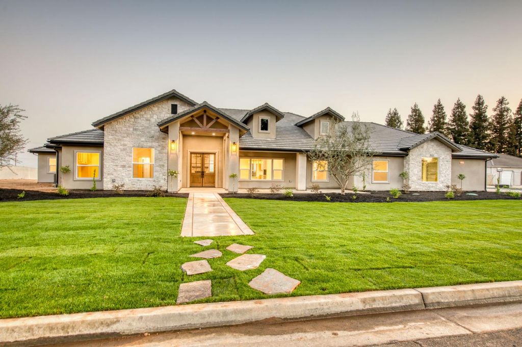 Image 44 of property listing at 35242 Mustang Lane, Madera, CA 93636