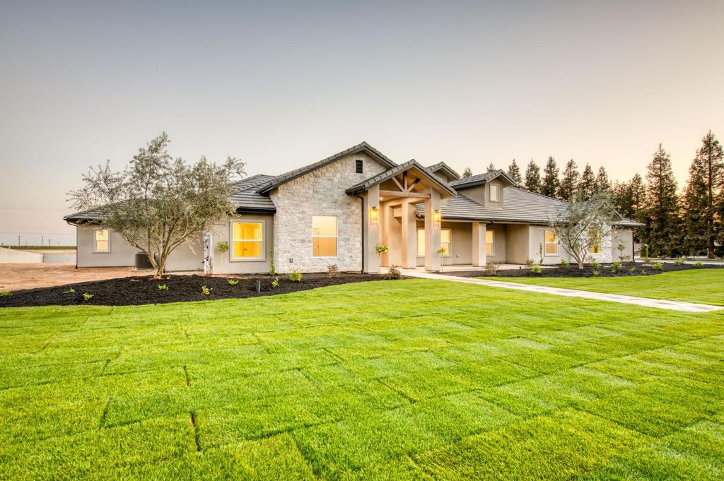 Image 58 of property listing at 35242 Mustang Lane, Madera, CA 93636