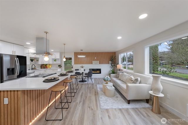 8821 S D Street, Tacoma, WA 98444