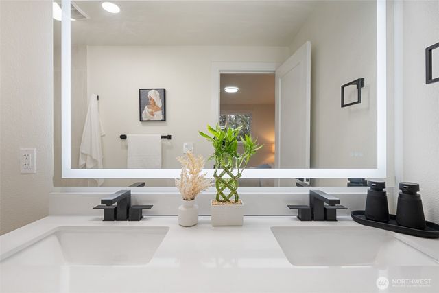 8821 S D Street, Tacoma, WA 98444