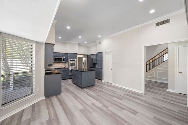 4351 Bullfinch Court, Fort Worth, TX 76133