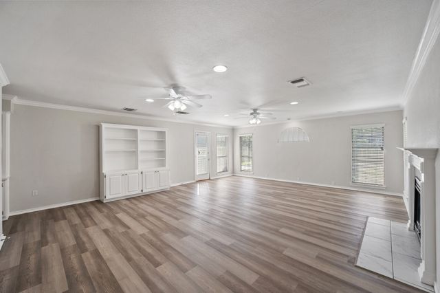 4351 Bullfinch Court, Fort Worth, TX 76133