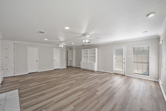 4351 Bullfinch Court, Fort Worth, TX 76133