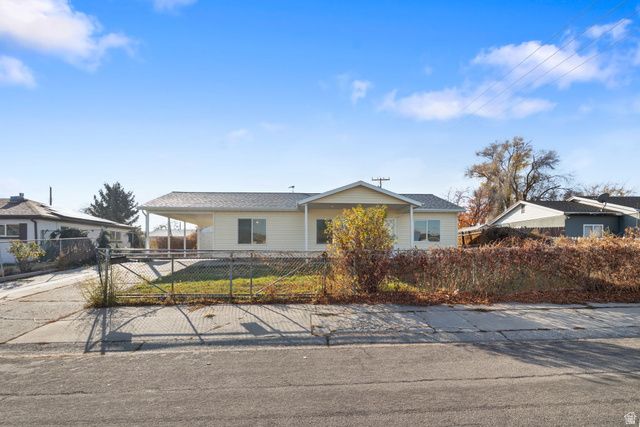 4551 W 4925 S, Kearns, UT 84118