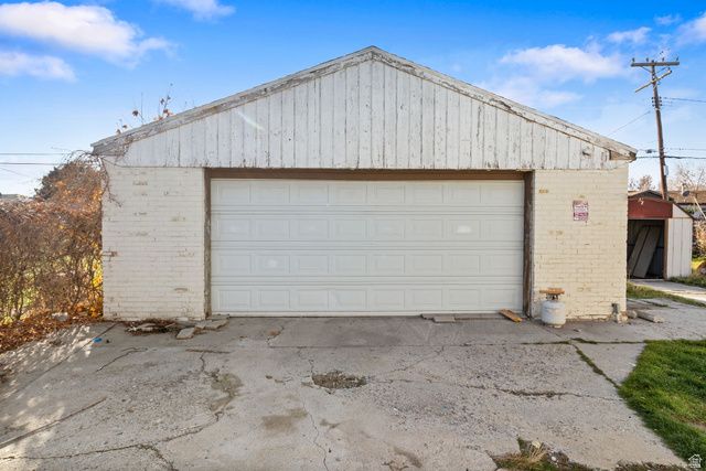 4551 W 4925 S, Kearns, UT 84118