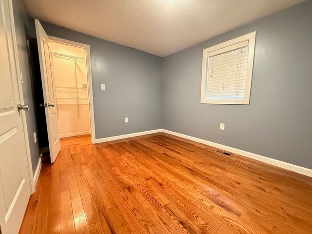 7 Southbridge St Ct, Auburn, MA 01501