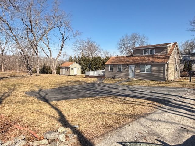 7 Southbridge St Ct, Auburn, MA 01501