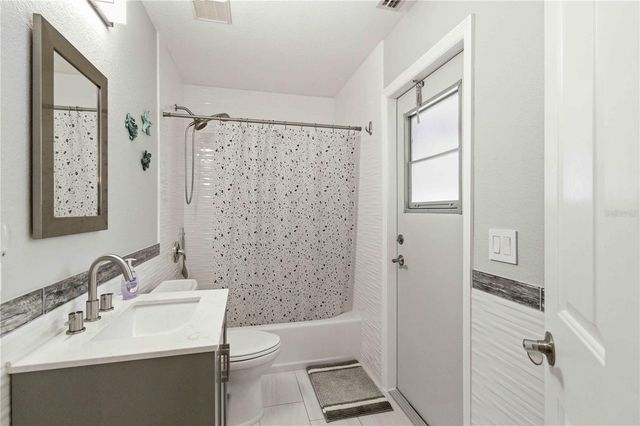 2405 YALTA TERRACE, North Port, FL 34286