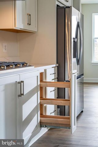 23642 WINTERDAY DR, Ashburn, VA 20148