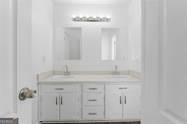 5728 Rock Shoals Way, Atlanta, GA 30349