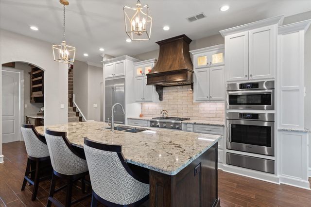 1111 Masters Way, Longview, TX 75605