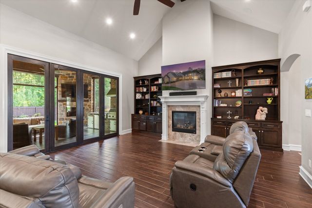 1111 Masters Way, Longview, TX 75605