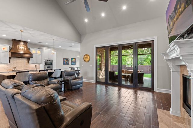 1111 Masters Way, Longview, TX 75605