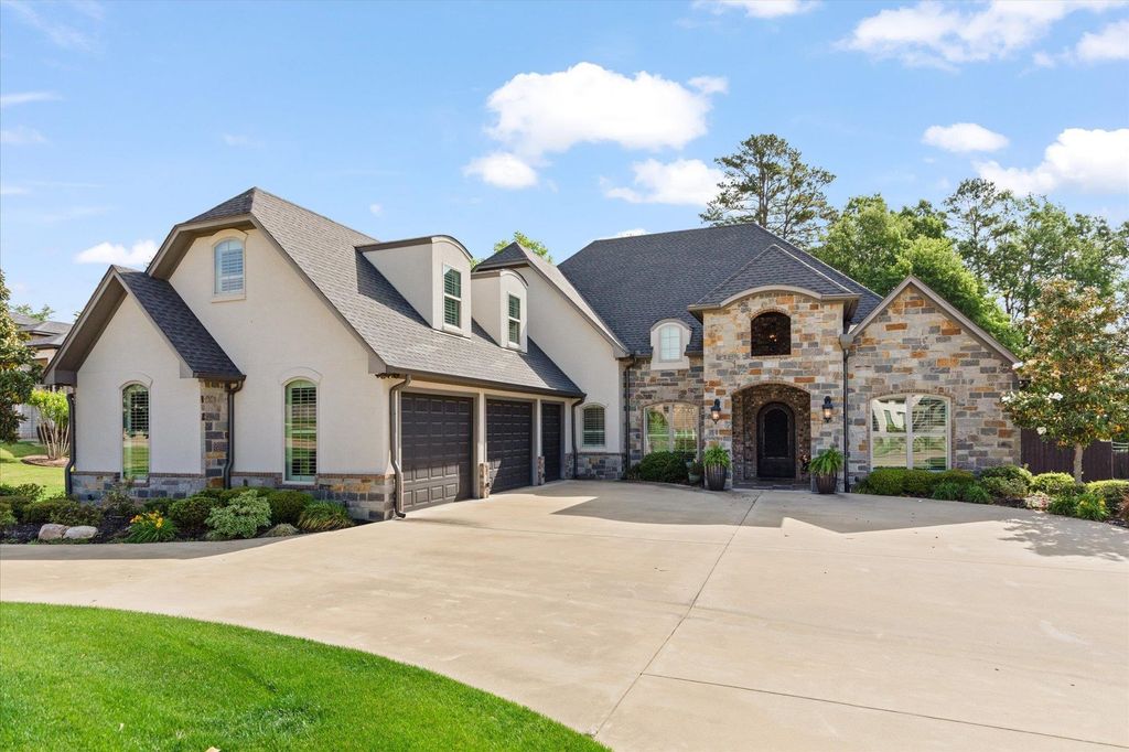 1111 Masters Way, Longview, TX 75605