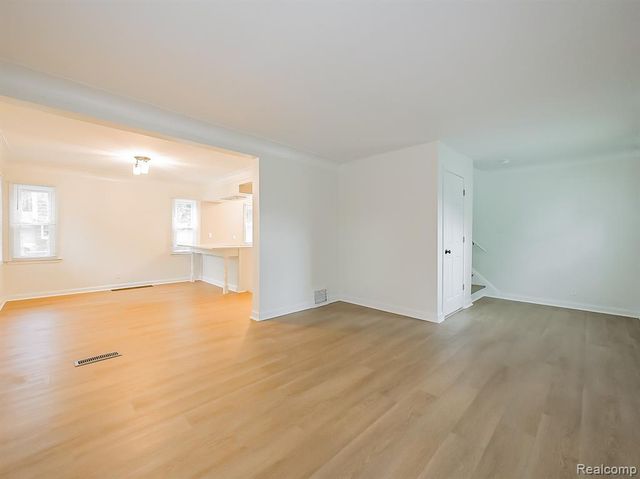 19211 Pierson Street, Detroit, MI 48219