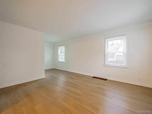 19211 Pierson Street, Detroit, MI 48219