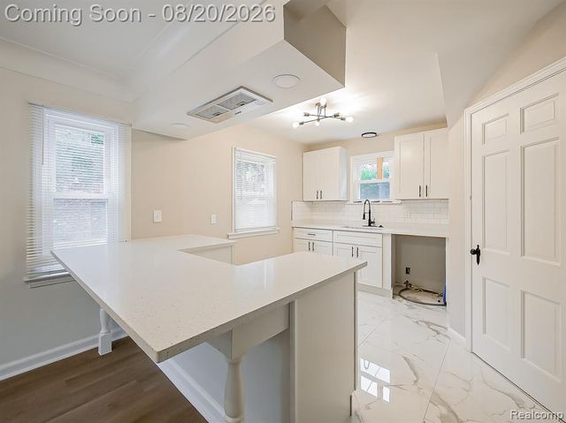 19211 Pierson Street, Detroit, MI 48219