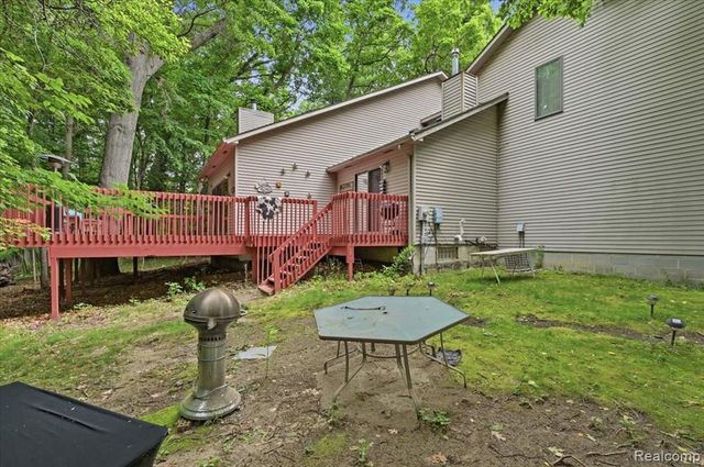 23605 Beech Road, Southfield, MI 48033