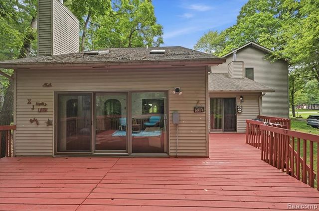 23605 Beech Road, Southfield, MI 48033