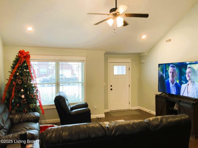 115 Hudson Dr, Bardstown, KY 40004