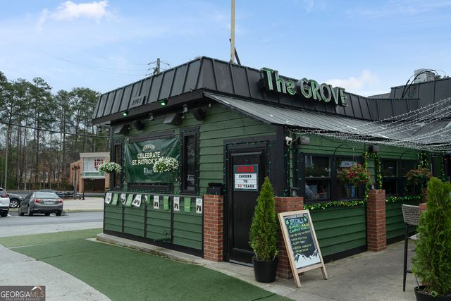 1538 Oak Grove Road, Decatur, GA 30033