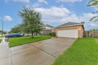 3107 Braepark Court, Dickinson, TX 77539