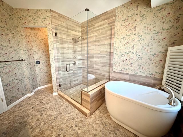 228 Ridgewood Avenue, Minneapolis, MN 55403