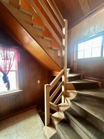 5435 W MELROSE Street, Chicago, IL 60641