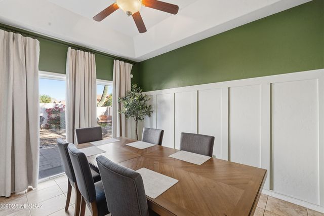 890 W Silver Hill Street, Tucson, AZ 85737