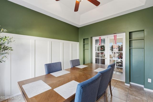 890 W Silver Hill Street, Tucson, AZ 85737