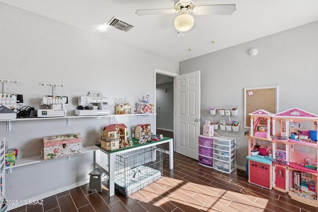 890 W Silver Hill Street, Tucson, AZ 85737