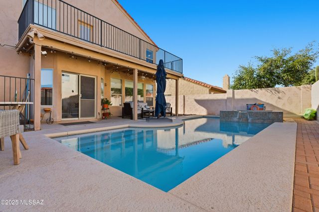 890 W Silver Hill Street, Tucson, AZ 85737