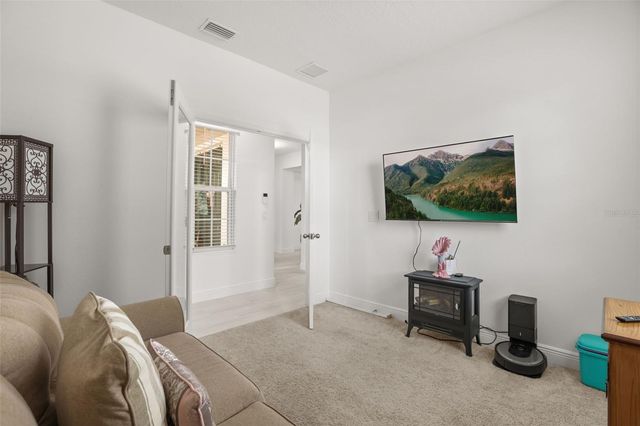 1299 WOODLINE DR, Deland, FL 32720