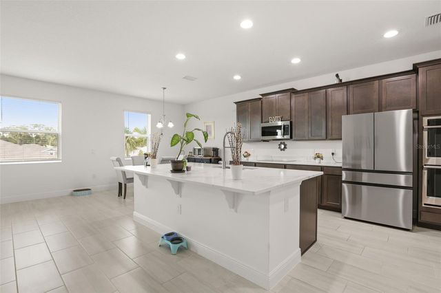 1299 WOODLINE DR, Deland, FL 32720